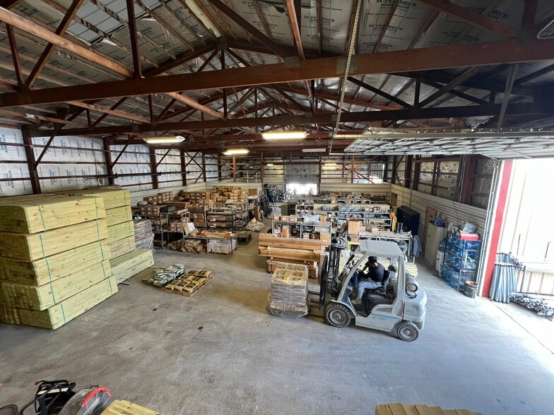 207 W Apple Blossom Ave, Lowell, AR à louer - Photo intérieure – Image 3 sur 7