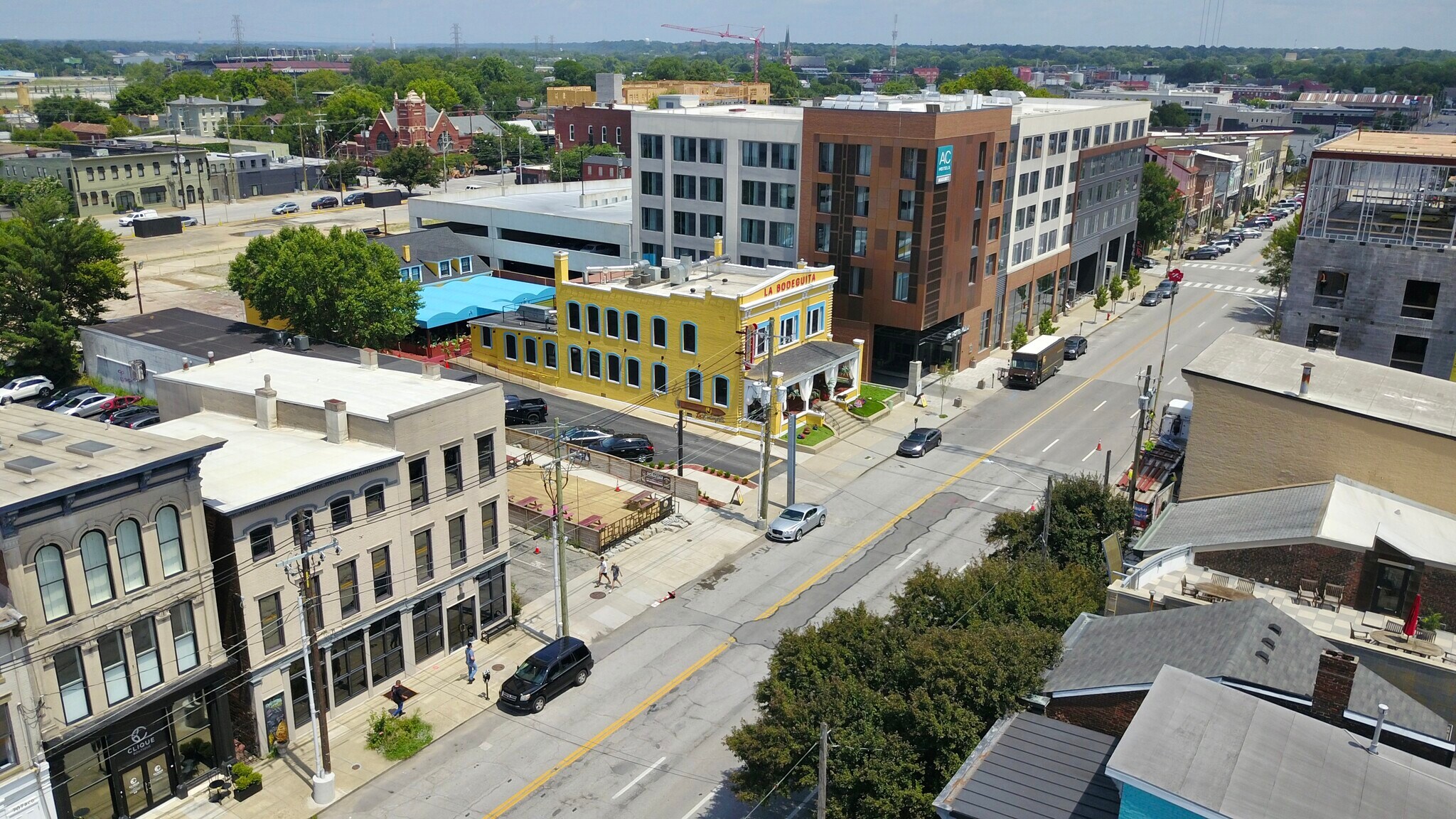 713 E Market St, Louisville, KY à vendre Photo de l’immeuble– Image 1 sur 21