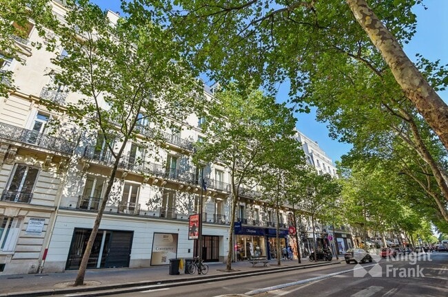 Plus de détails pour 14 Avenue Franklin D. Roosevelt, Paris - Bureau à louer