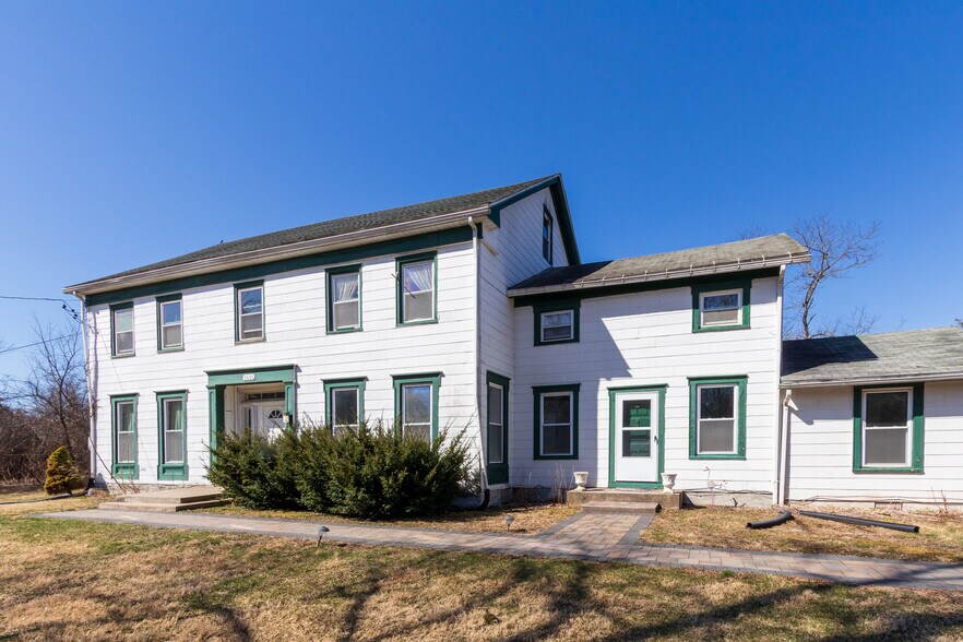 5625-5639 Route 82, Clinton Corners, NY à vendre - Photo principale – Image 1 sur 19