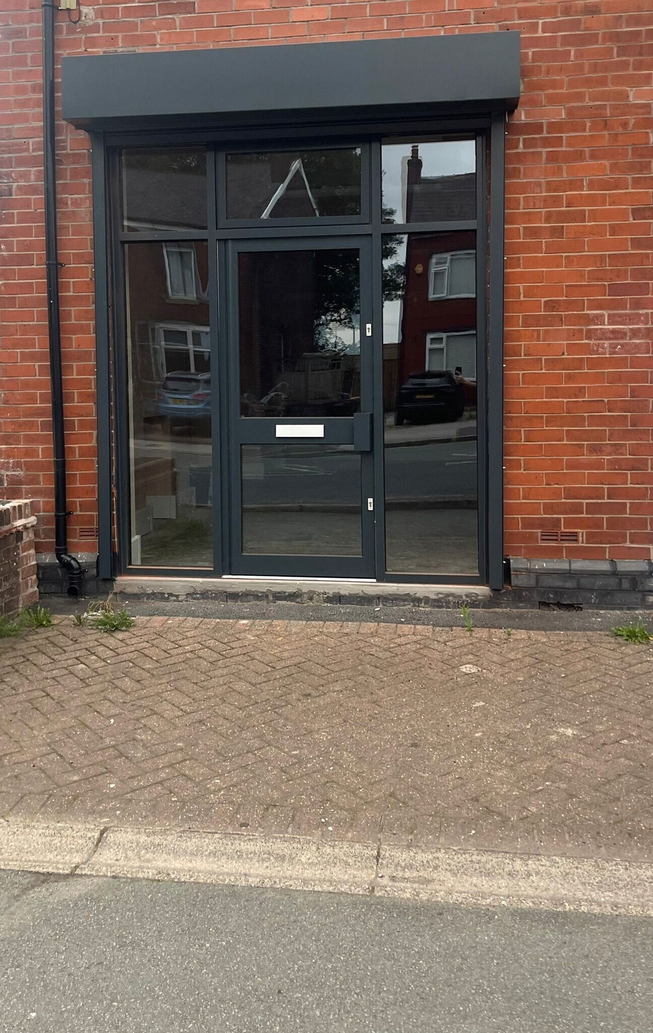 753 Bury Rd, Bolton à louer Photo principale– Image 1 sur 4