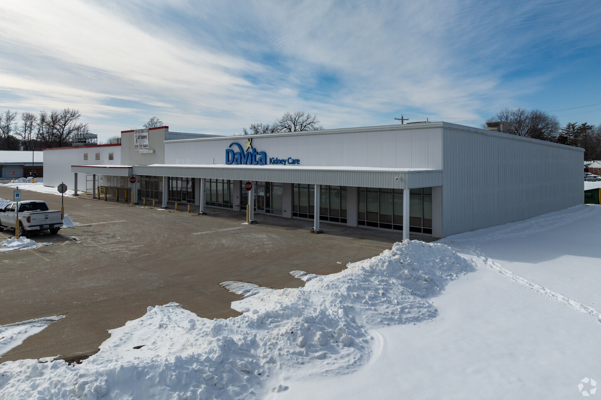 4-10 Vieux Carre Dr, East Saint Louis, IL à vendre Photo principale– Image 1 sur 5