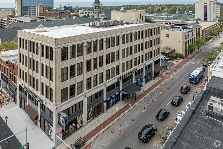 2-24 W Cass St, Joliet, IL à louer - Photo de l’immeuble – Image 2 sur 4