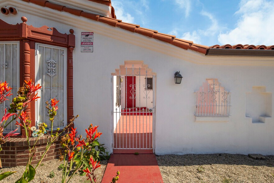 520 W 82nd St, Los Angeles, CA à vendre - Photo de l’immeuble – Image 2 sur 48