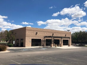 5340 Mcnutt Rd, Santa Teresa, NM à louer Photo de l’immeuble– Image 2 sur 12