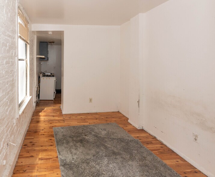 328 N Paca St, Baltimore, MD à vendre - Photo de l’immeuble – Image 2 sur 39