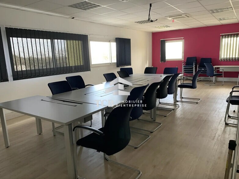 Bureau dans Bouguenais à louer - Photo de l’immeuble – Image 3 sur 5
