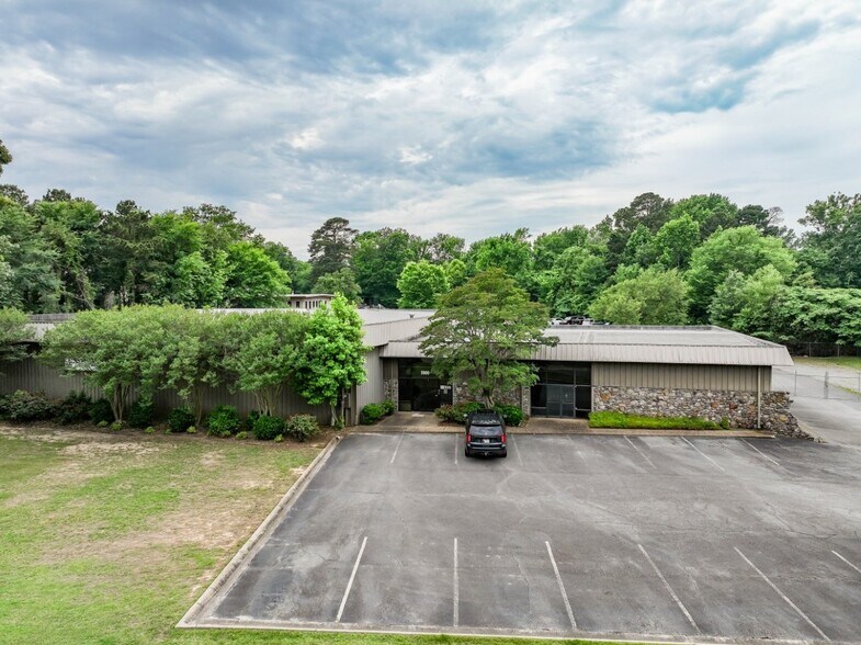 5900 Patterson Rd, Little Rock, AR à vendre - Photo de l’immeuble – Image 1 sur 28