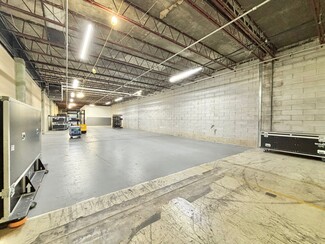 Plus de détails pour 1001 Irving Ave, Ridgewood, NY - Bureau, Industriel/Logistique à louer