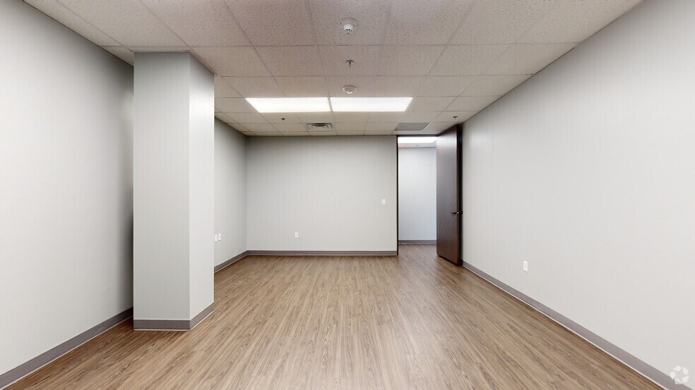 1300 Summit Ave, Fort Worth, TX à louer - Numérisation 3D Matterport – Image 3 sur 15