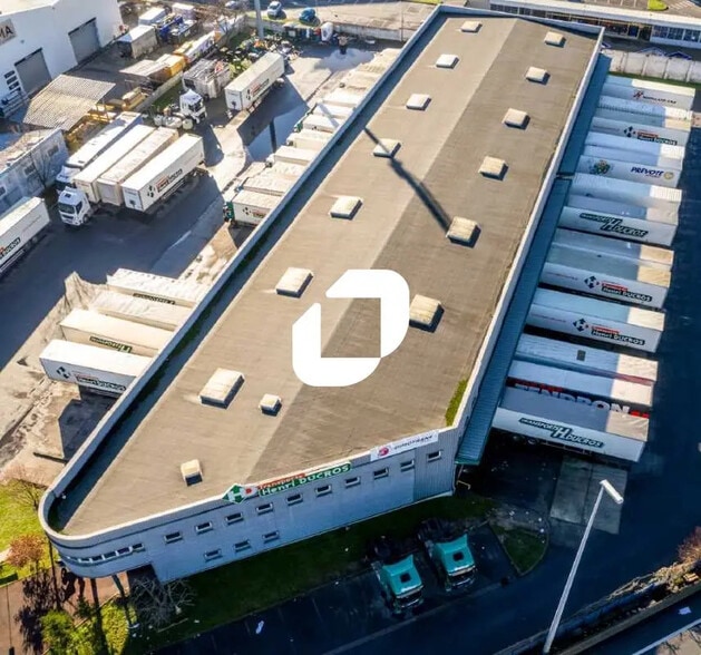 Industriel/Logistique dans La Courneuve à louer - Photo de l’immeuble – Image 3 sur 10