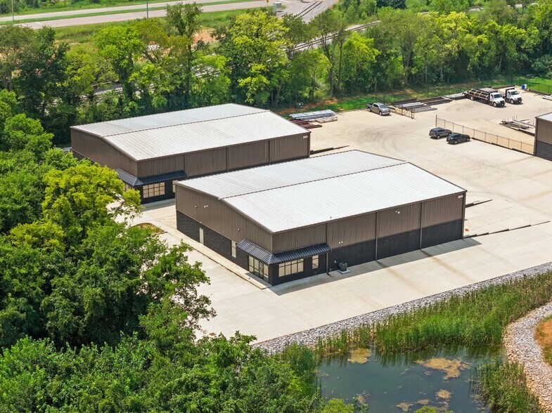 1170 Dunlop Ln, Clarksville, TN à louer - Photo principale – Image 1 sur 38