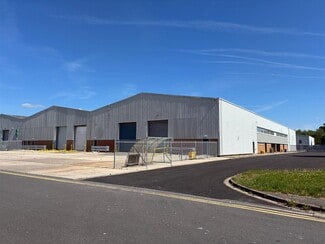 Plus de détails pour 4-5 Horsefair Rd, Bridgend - Industriel/Logistique à louer