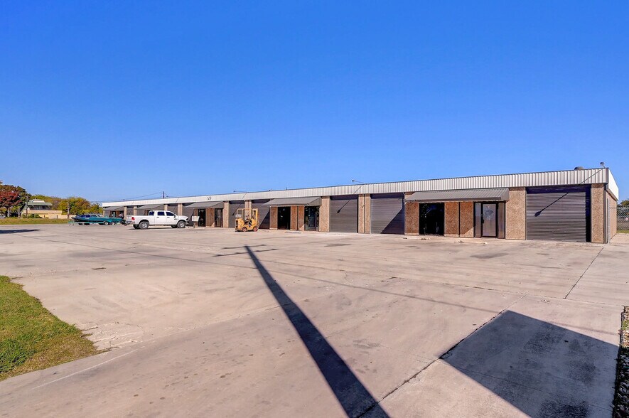 1419 Fleming Dr, Seguin, TX à vendre - Photo de l’immeuble – Image 2 sur 19