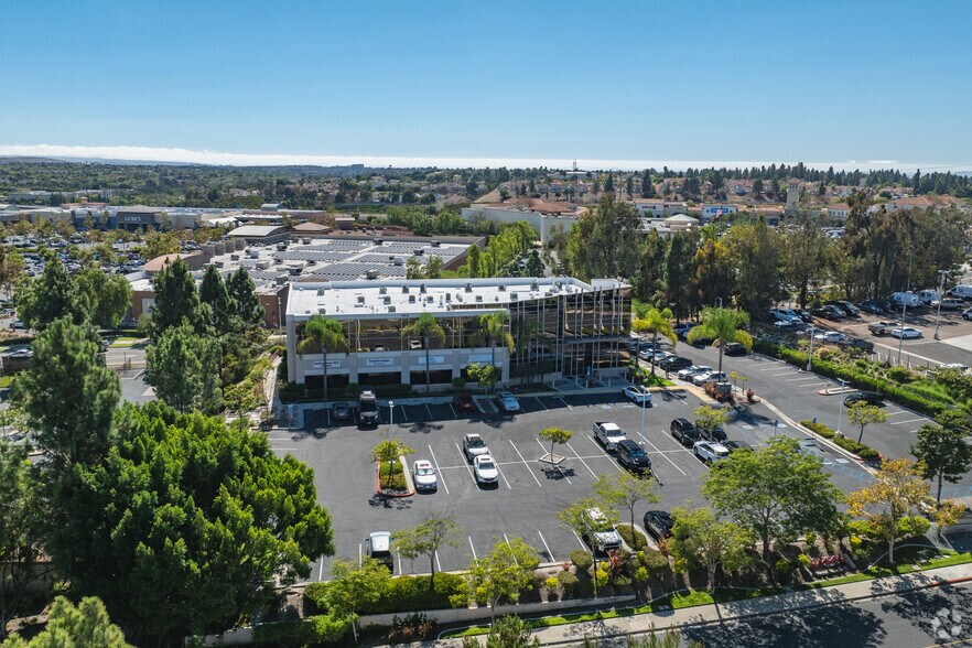 860 Kuhn Dr, Chula Vista, CA à louer - Aérien – Image 3 sur 4