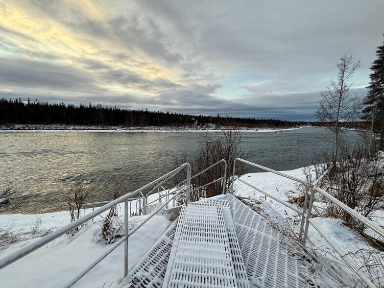 34575 Keystone Dr, Soldotna, AK à vendre - Photo de l’immeuble – Image 3 sur 40
