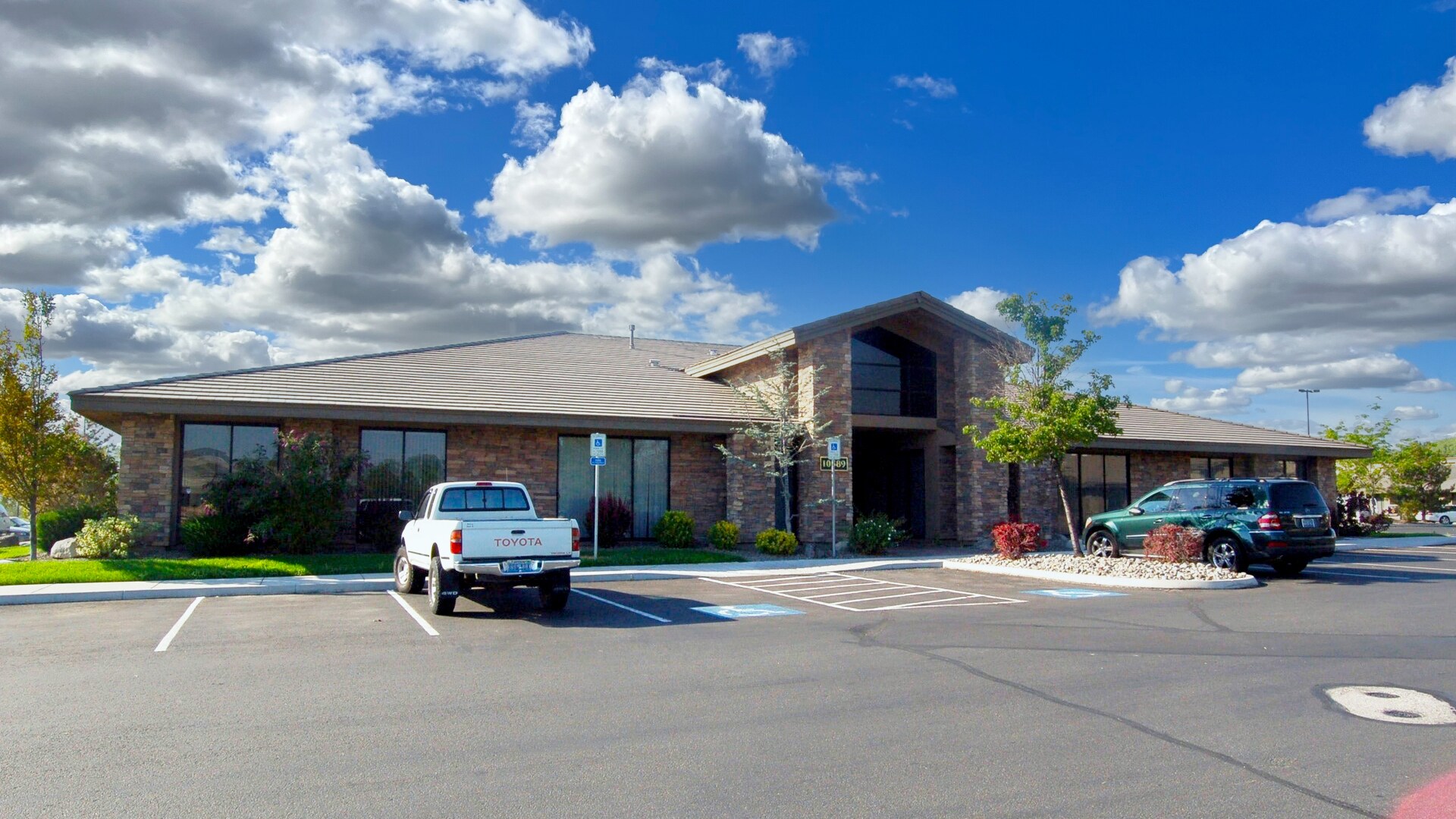 10589 Double R Blvd, Reno, NV à vendre Photo de l’immeuble– Image 1 sur 15