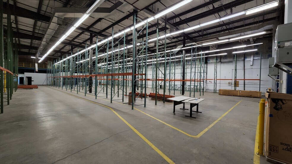11 Commerce Blvd, Palm Coast, FL à louer - Photo de l’immeuble – Image 3 sur 16