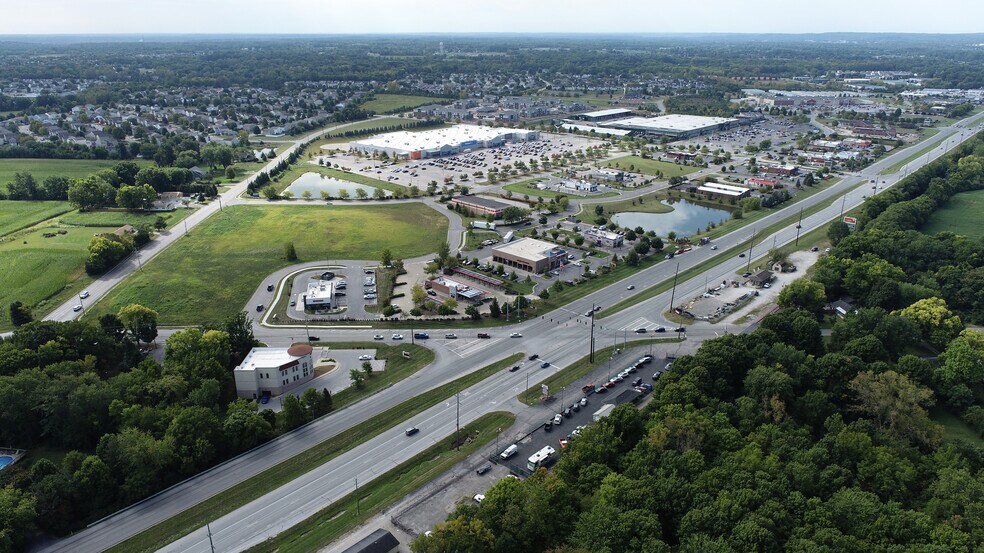 8045 Upland Bnd, Camby, IN à vendre - Aérien – Image 2 sur 2