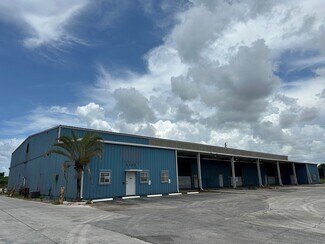 Plus de détails pour 3450 Dr Martin Luther King Jr Blvd, West Palm Beach, FL - Industriel/Logistique à louer