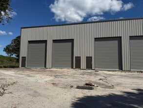 1402-1472 Old Dixie Hwy, Vero Beach, FL à louer Photo de la construction– Image 2 sur 3