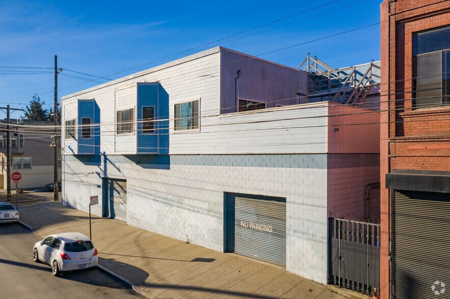 3252 19th St, San Francisco, CA à louer - Photo de l’immeuble – Image 2 sur 6