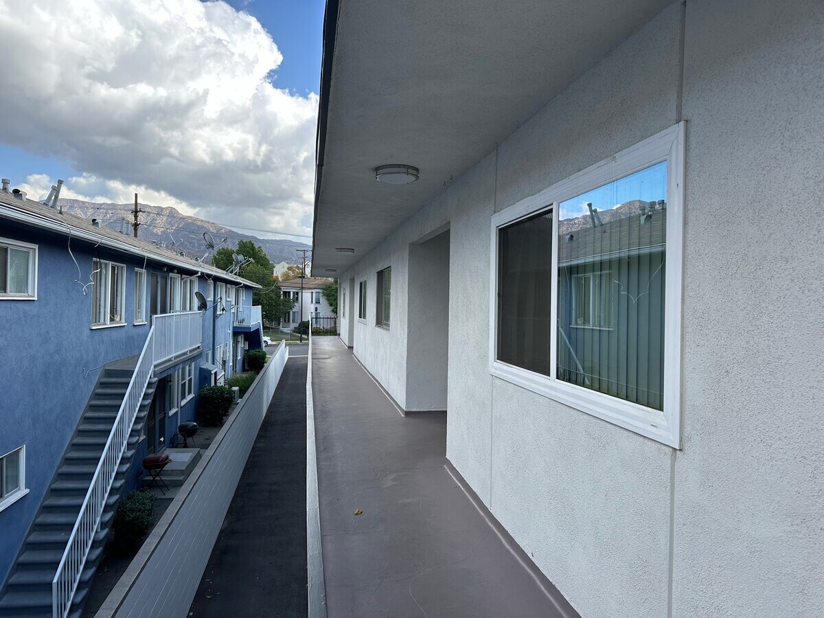 View Photo