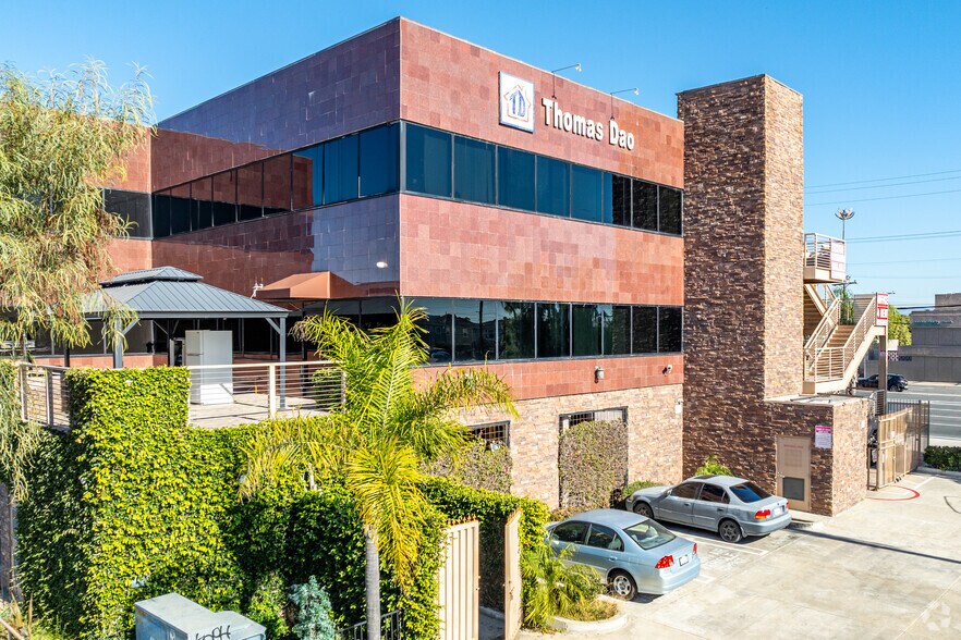 13833 Beach Blvd, Westminster, CA à vendre - Photo de l’immeuble – Image 3 sur 8