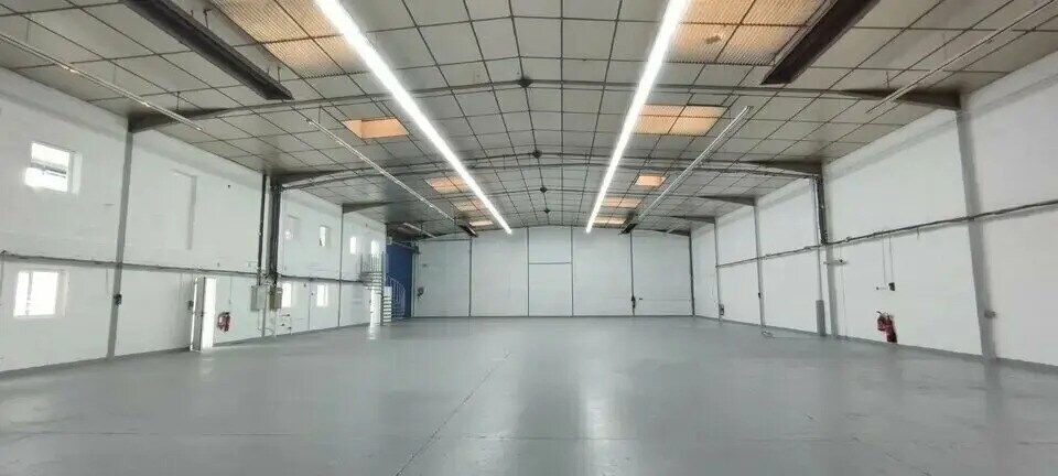 Local d'activités dans Goussainville à vendre Photo de l’immeuble– Image 1 sur 6