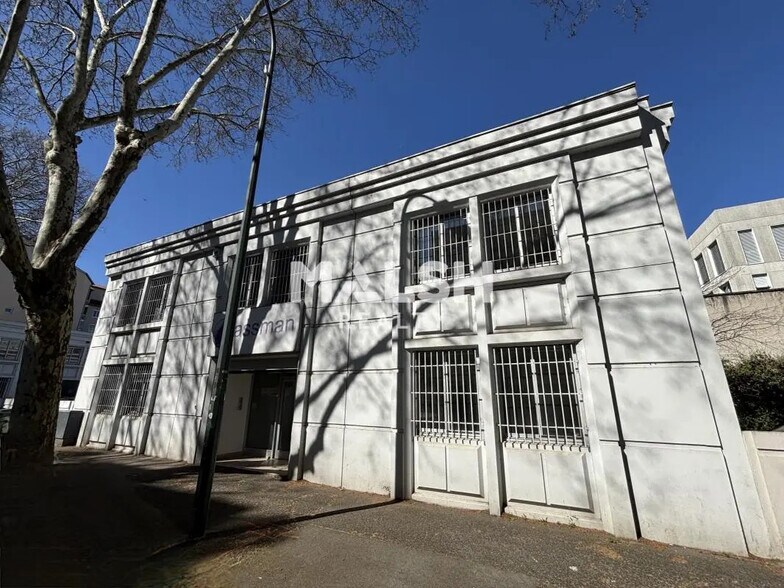 Bureau dans Villeurbanne à vendre - Photo de l’immeuble – Image 1 sur 19