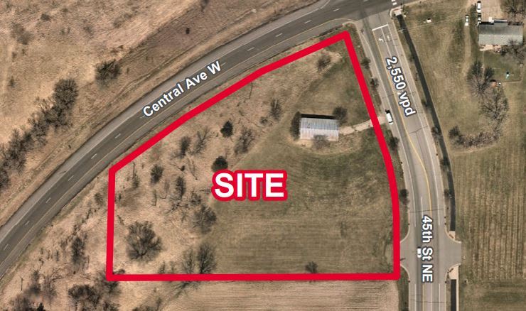 325 W Central Ave, Saint Michael, MN à vendre - Photo de l’immeuble – Image 1 sur 3
