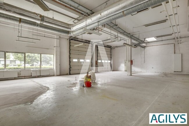 Plus de détails pour 9-13 Rue Georges Besse, Antony - Bureau, Local d'activités à louer