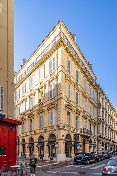 Bureau dans Marseille à louer - Photo principale – Image 1 sur 2