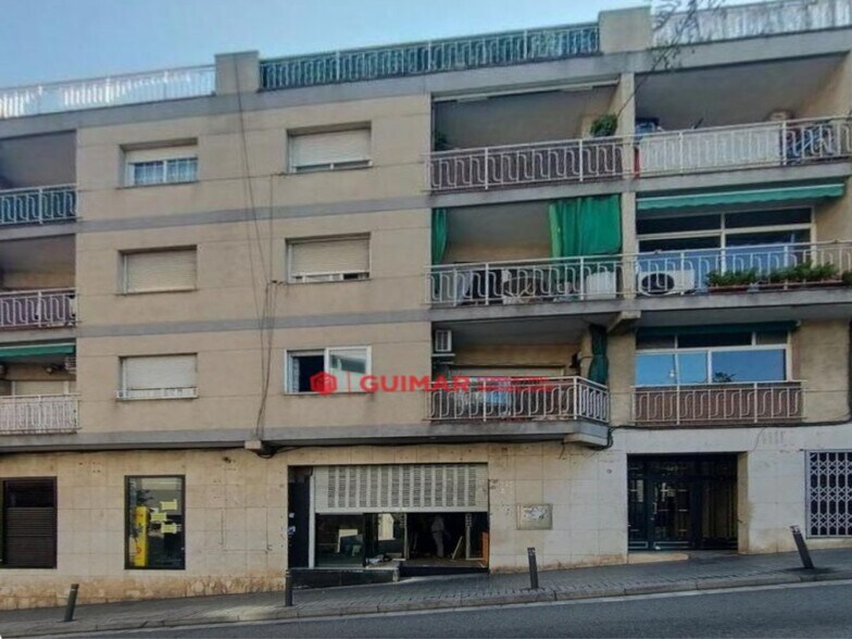 Immeuble residentiel dans Barcelone, Barcelona à vendre - Photo de l’immeuble – Image 1 sur 1