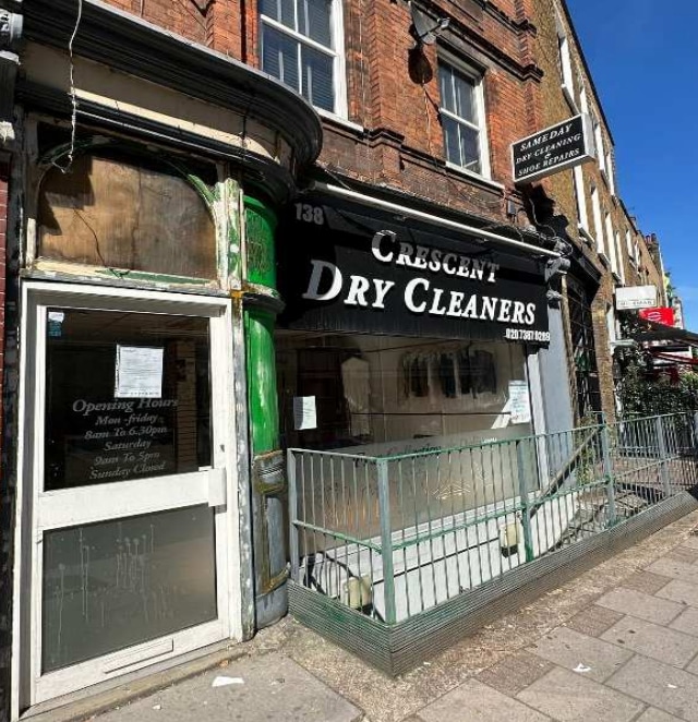 138 Drummond St, Londres à louer Photo de l’immeuble– Image 1 sur 1