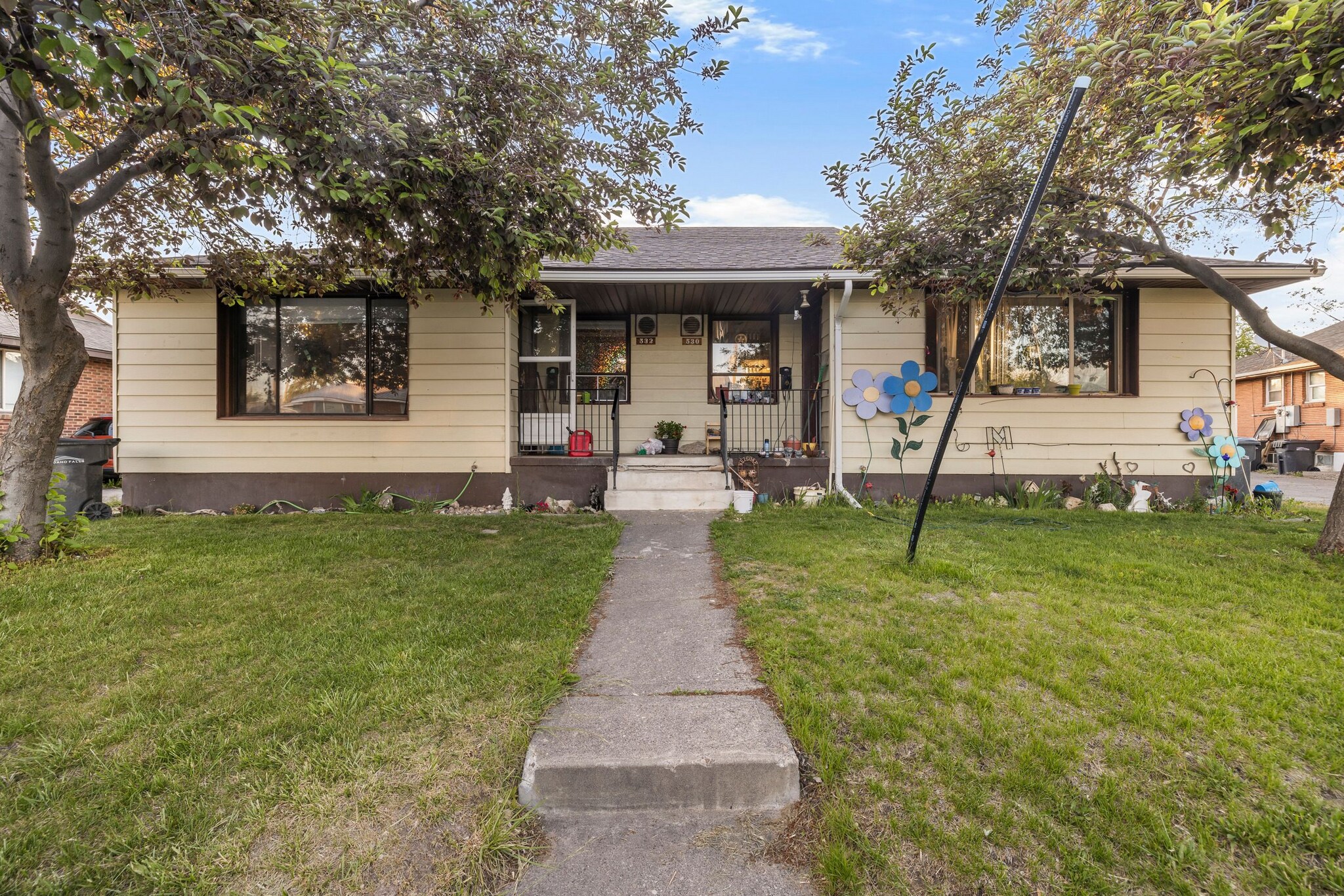 530-532 Holbrook Dr, Idaho Falls, ID à vendre Photo principale– Image 1 sur 3