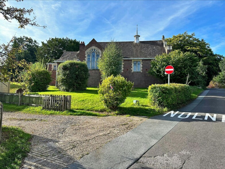 162 Bridge Rd, Sarisbury Green à vendre - Photo de l’immeuble – Image 3 sur 7