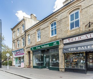 Plus de détails pour 64-68 North St, Keighley - Local commercial à vendre