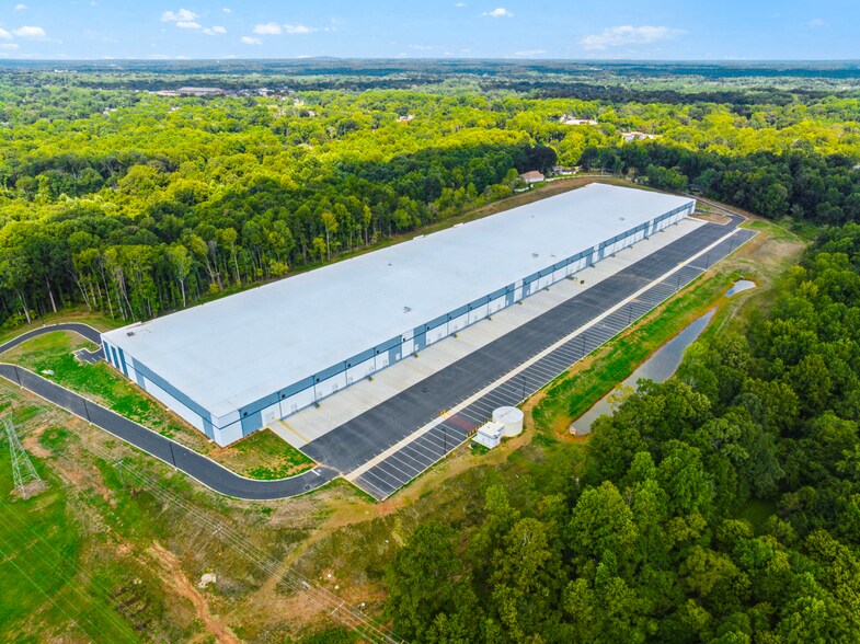 1355 Rusher Farms Dr, Salisbury, NC à vendre - Photo principale – Image 1 sur 8