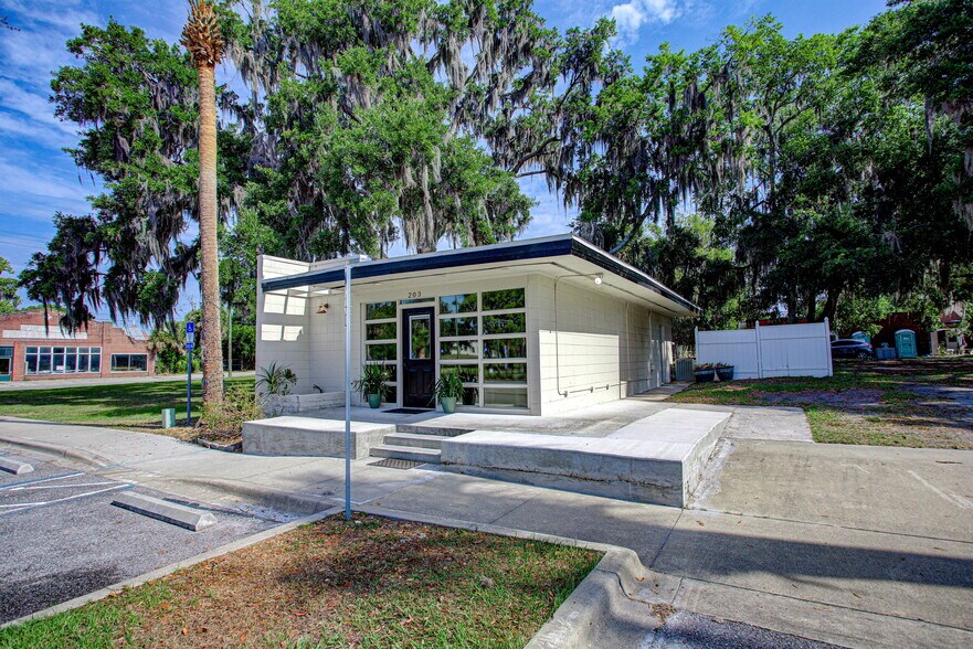 203 Laurel St, Palatka, FL à vendre - Photo de l’immeuble – Image 3 sur 24