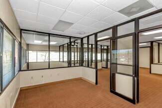 Plus de détails pour 5801 Ulmerton Rd, Clearwater, FL - Bureau à louer