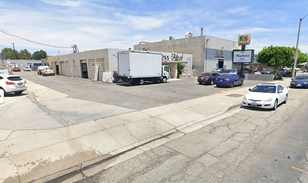 11701-11717 Washington Blvd, Whittier, CA à louer - Photo de l’immeuble – Image 2 sur 5