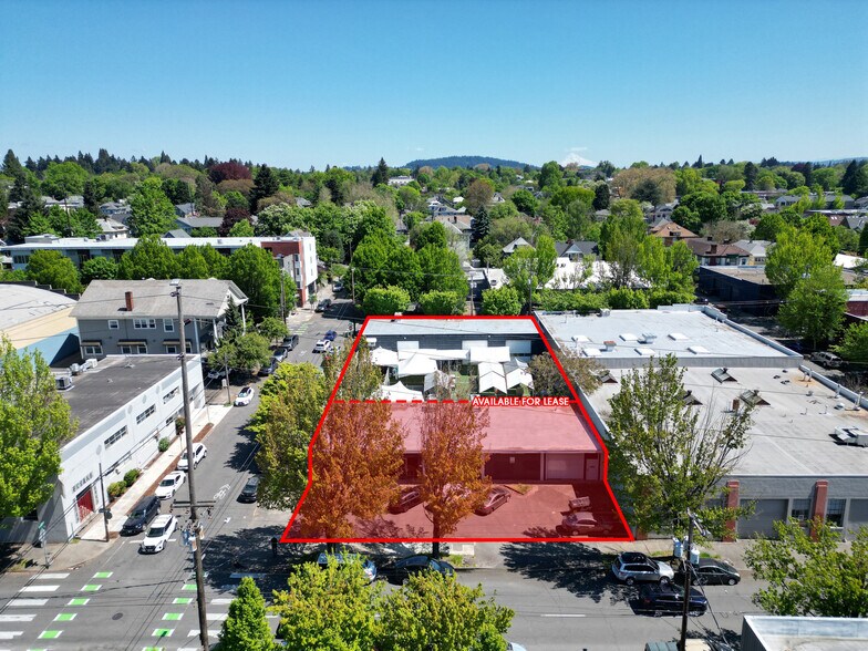1132 SE Salmon St, Portland, OR à vendre - Photo de l’immeuble – Image 1 sur 10