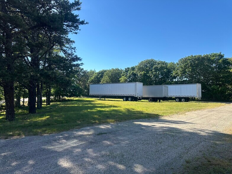 30 W Line Rd, Edgartown, MA à louer - Photo de l’immeuble – Image 3 sur 5