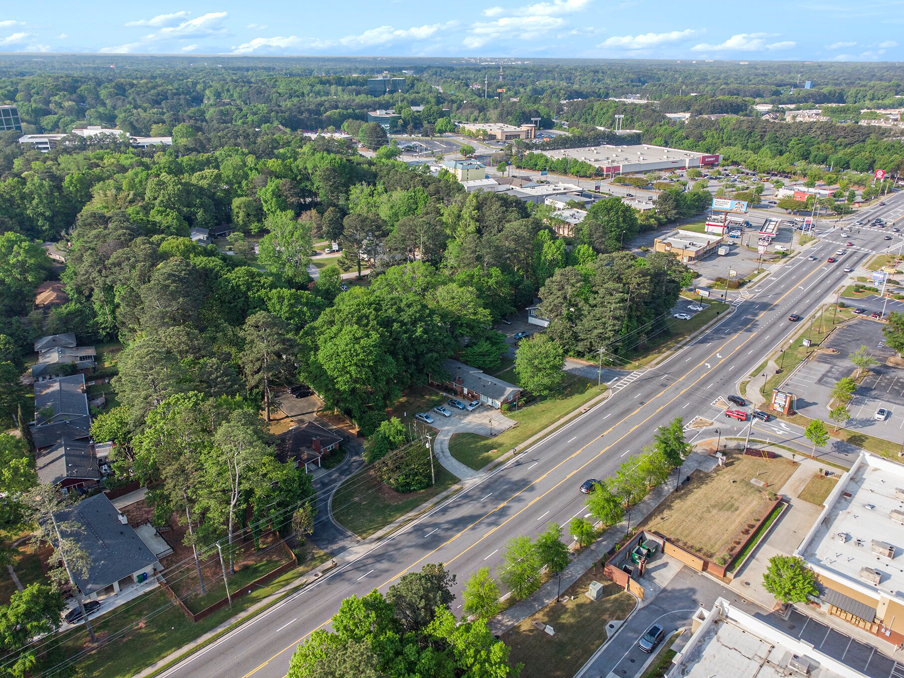 4317 Lavista Rd, Tucker, GA à vendre Photo principale– Image 1 sur 7