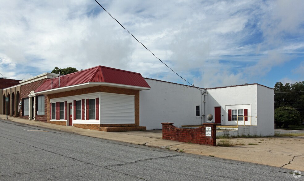 42 Trade St, Thomasville, NC à vendre - Photo de l’immeuble – Image 2 sur 2