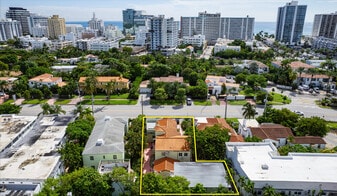 12-Unit Mid-Beach Multifamily - Immobilier d'entreprise