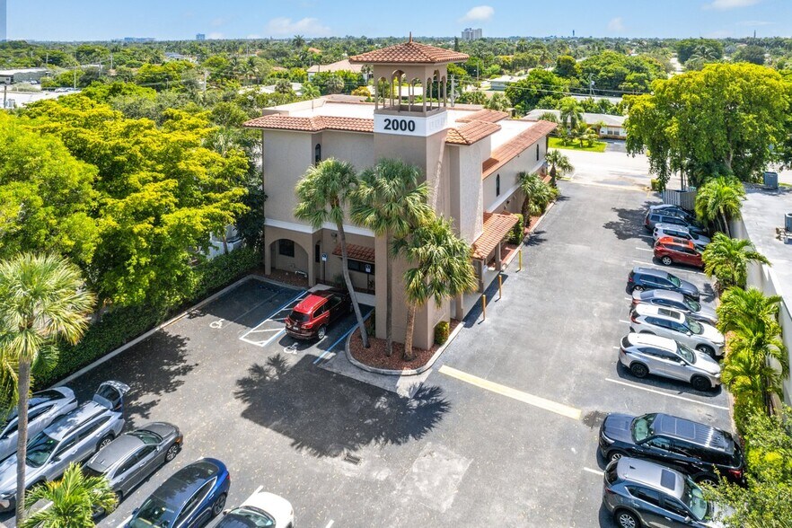 2000 N Federal Hwy, Pompano Beach, FL à louer - Photo de l’immeuble – Image 2 sur 11