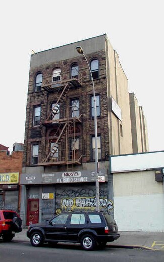 Plus de détails pour 684 Flushing Ave, Brooklyn, NY - Local commercial à louer