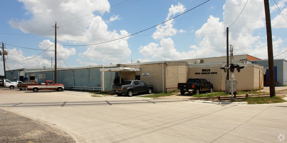 6003 Armour Dr, Houston, TX à vendre - Photo de l’immeuble – Image 2 sur 3
